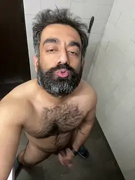 Snapshot of Jakericky5 chatting on 11/24/25, 04:18 Jakericky5 online show from 11/24/25, 04:18