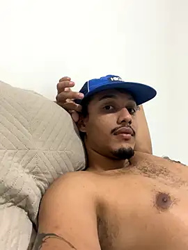 Snapshot of BAGHEERAPGG chatting on 10/18/25, 03:42 BAGHEERAPGG online show from 10/18/25, 03:42