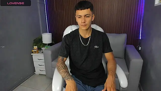 Leo santoro online show from 12/19/25, 01:40