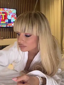 BOO D online show from 10/04/25, 09:13