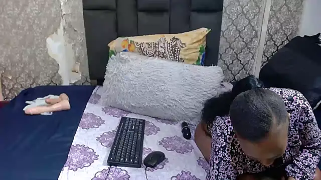 SexyKiarah online show from 12/14/25, 07:40