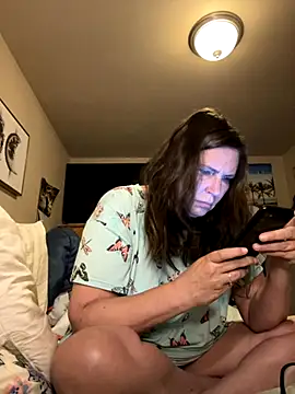 Snapshot of petalsexy chatting on 09/10/25, 05:57 petalsexy online show from 09/10/25, 05:57