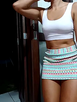 cicinha3657 online show from 03/27/26, 04:29