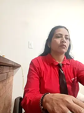 Snapshot of PAULA20- chatting on 09/22/25, 05:37 PAULA20- online show from 09/22/25, 05:37