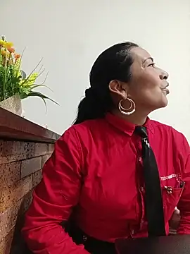 Snapshot of PAULA20- chatting on 09/24/25, 01:14 PAULA20- online show from 09/24/25, 01:14