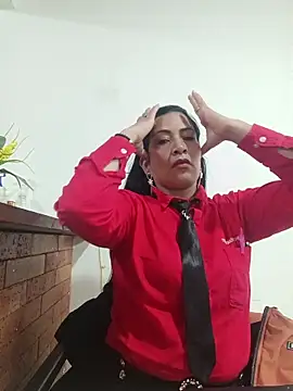 Snapshot of PAULA20- chatting on 10/09/25, 01:53 PAULA20- online show from 10/09/25, 01:53