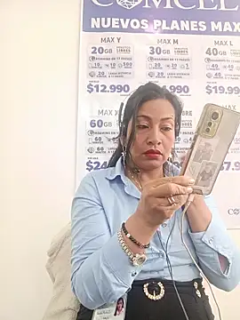 Snapshot of PAULA20- chatting on 11/07/25, 01:55 PAULA20- online show from 11/07/25, 01:55