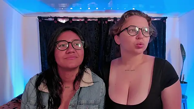 CrazyCakes  online show from 04/10/26, 04:01