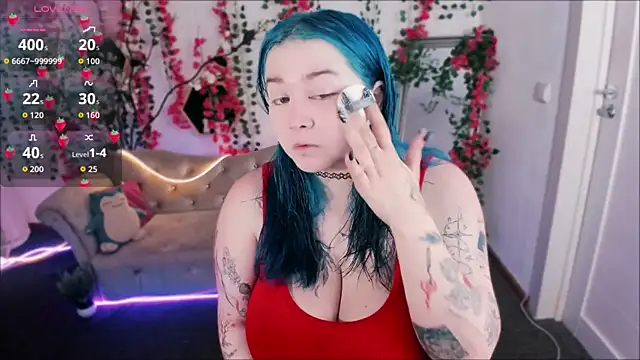 Snapshot of Mira_Fyre chatting on 11/07/25, 08:20 Mira Fyre online show from 11/07/25, 08:20