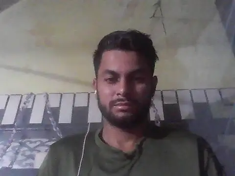 ursdreamperson online show from 11/10/25, 01:15