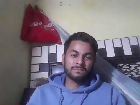 ursdreamperson online show from 12/19/25, 03:52