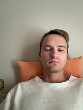 Snapshot of Italy_sex_boy chatting on 10/03/25, 10:34 Italy sex boy online show from 10/03/25, 10:34