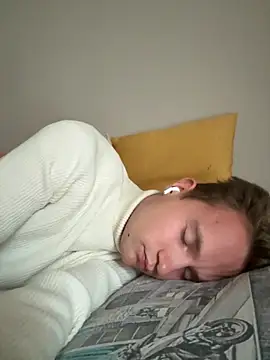 Snapshot of Italy_sex_boy chatting on 10/21/25, 01:23 Italy sex boy online show from 10/21/25, 01:23