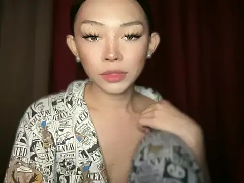 Mysterious tgirl online show from 04/15/26, 07:48