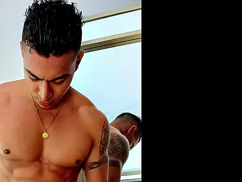 cristopher 22cm online show from 01/09/26, 01:19