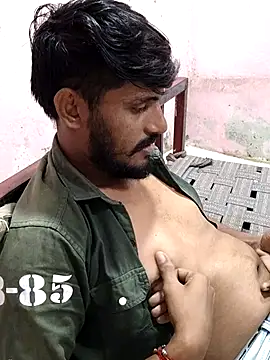 Snapshot of krishjaat43 chatting on 09/24/25, 08:28 krishjaat43 online show from 09/24/25, 08:28