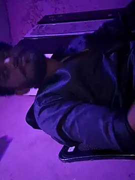 Snapshot of krishjaat43 chatting on 09/27/25, 06:13 krishjaat43 online show from 09/27/25, 06:13