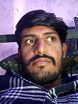 Snapshot of krishjaat43 chatting on 10/24/25, 06:32 krishjaat43 online show from 10/24/25, 06:32