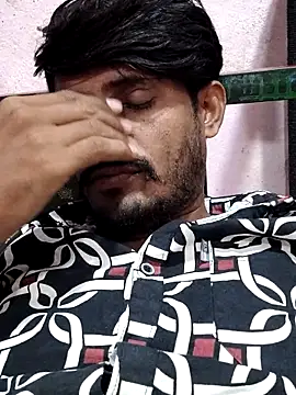 Snapshot of krishjaat43 chatting on 10/25/25, 07:05 krishjaat43 online show from 10/25/25, 07:05