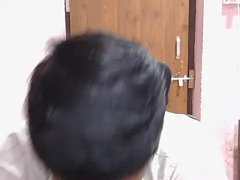 Snapshot of krishjaat43 chatting on 11/21/25, 11:20 krishjaat43 online show from 11/21/25, 11:20