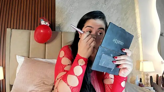  Cris Spicy  online show from 02/04/26, 07:53