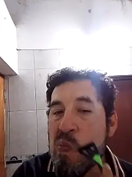 Snapshot of Lujor chatting on 02/04/26, 04:18 Lujor online show from 02/04/26, 04:18