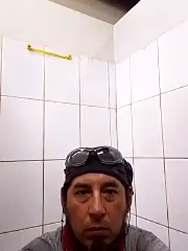 Snapshot of Lujor chatting on 02/05/26, 06:56 Lujor online show from 02/05/26, 06:56