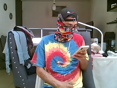 Jaleale33 online show from 04/21/26, 06:34