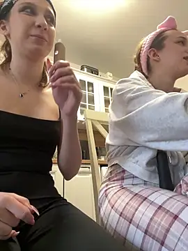 yourfavpsy  online show from 03/27/26, 01:11