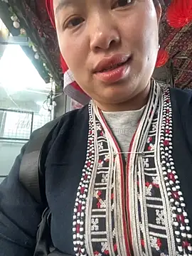 Nhung584 online show from 10/09/25, 02:42