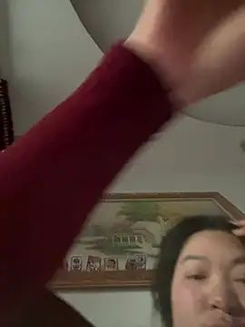 Nhung584 online show from 02/06/26, 10:51