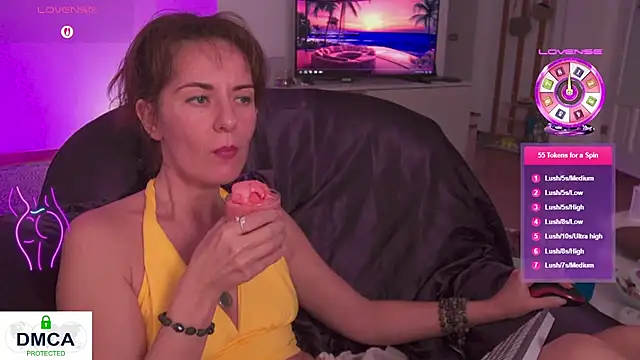 Witch in Silk online show from 09/23/25, 09:07