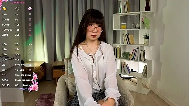 UdelaDodson online show from 01/12/26, 01:11