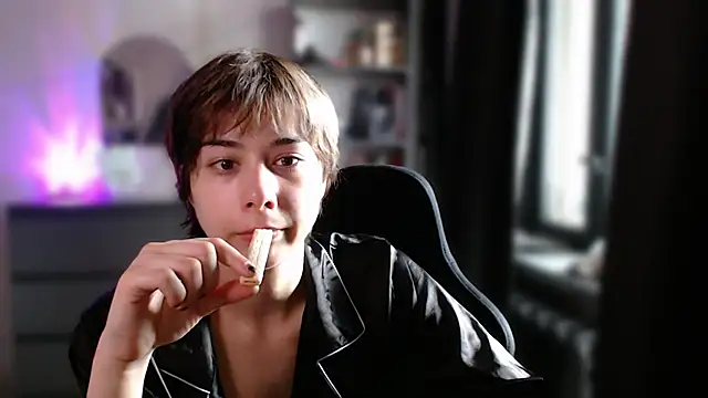 SophieAsh online show from 06/21/26, 06:38
