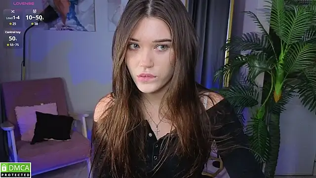 MollyBaby online show from 11/19/25, 01:55