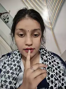 Snapshot of Dipali143143 chatting on 06/19/26, 05:28 Dipali143143 online show from 06/19/26, 05:28