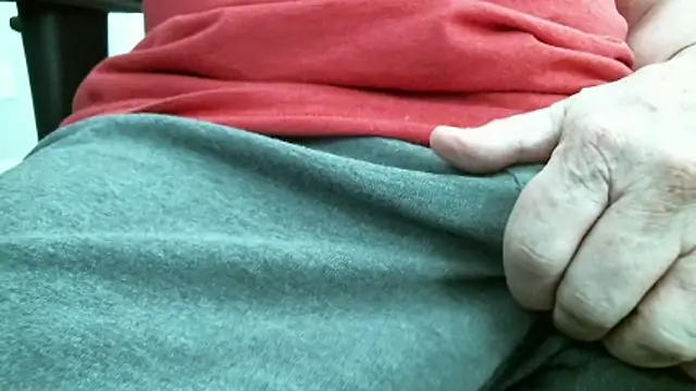 nikgurthaz online show from 04/12/26, 06:02