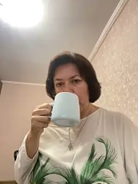 Kiravix online show from 10/28/25, 06:50