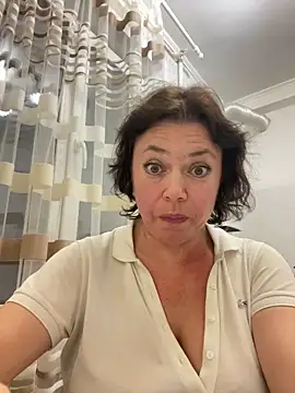 Kiravix online show from 11/02/25, 01:35