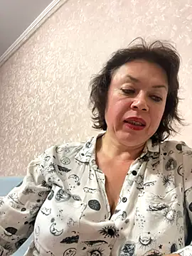 Kiravix online show from 11/06/25, 07:04