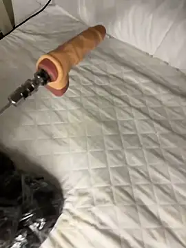 Snapshot of Ozge-SluttyScream69 chatting on 11/01/25, 11:07 Ozge-SluttyScream69 online show from 11/01/25, 11:07