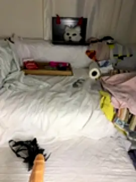 Ozge-SluttyScream69 online show from 12/16/25, 12:37