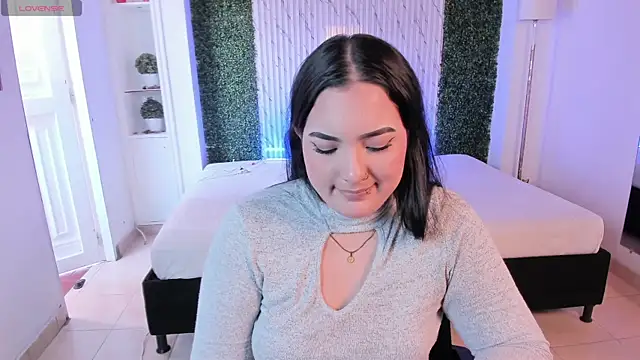 sofiacaramel online show from 11/26/25, 04:08