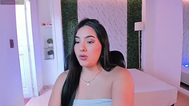 sofiacaramel online show from 12/03/25, 04:16