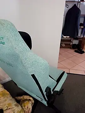 Snapshot of FailKitteh chatting on 02/27/26, 01:27 FailKitteh online show from 02/27/26, 01:27