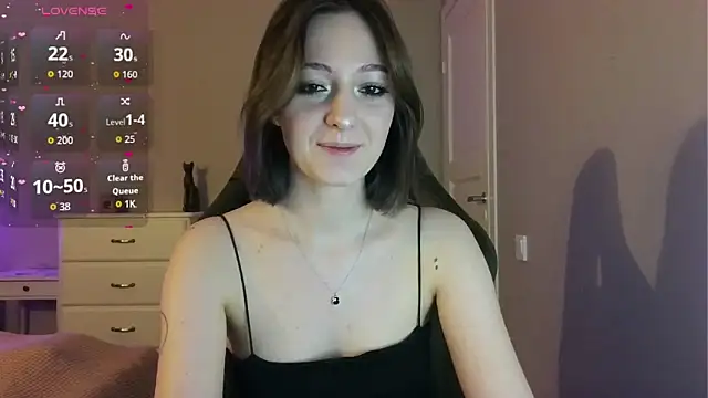 white liillyy online show from 05/17/26, 09:11