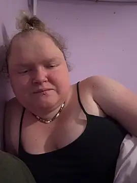 KadiSparkle online show from 11/03/25, 04:03