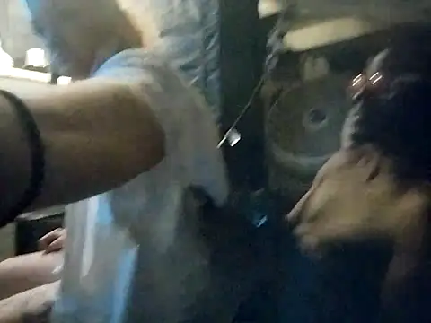 SnowBunny1224 online show from 10/21/25, 12:28