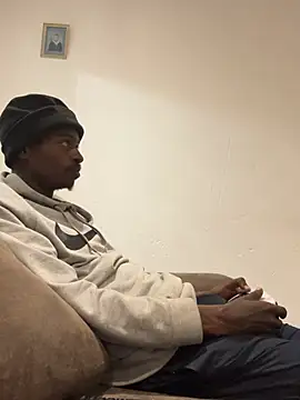 Snapshot of AllDayBbC chatting on 05/21/26, 04:25 AllDayBbC online show from 05/21/26, 04:25