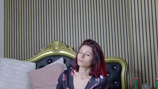 LunaHart online show from 10/02/25, 05:42